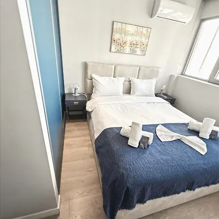 Estia Premium - Valouritou 25 Big Balcony Daire Selanik